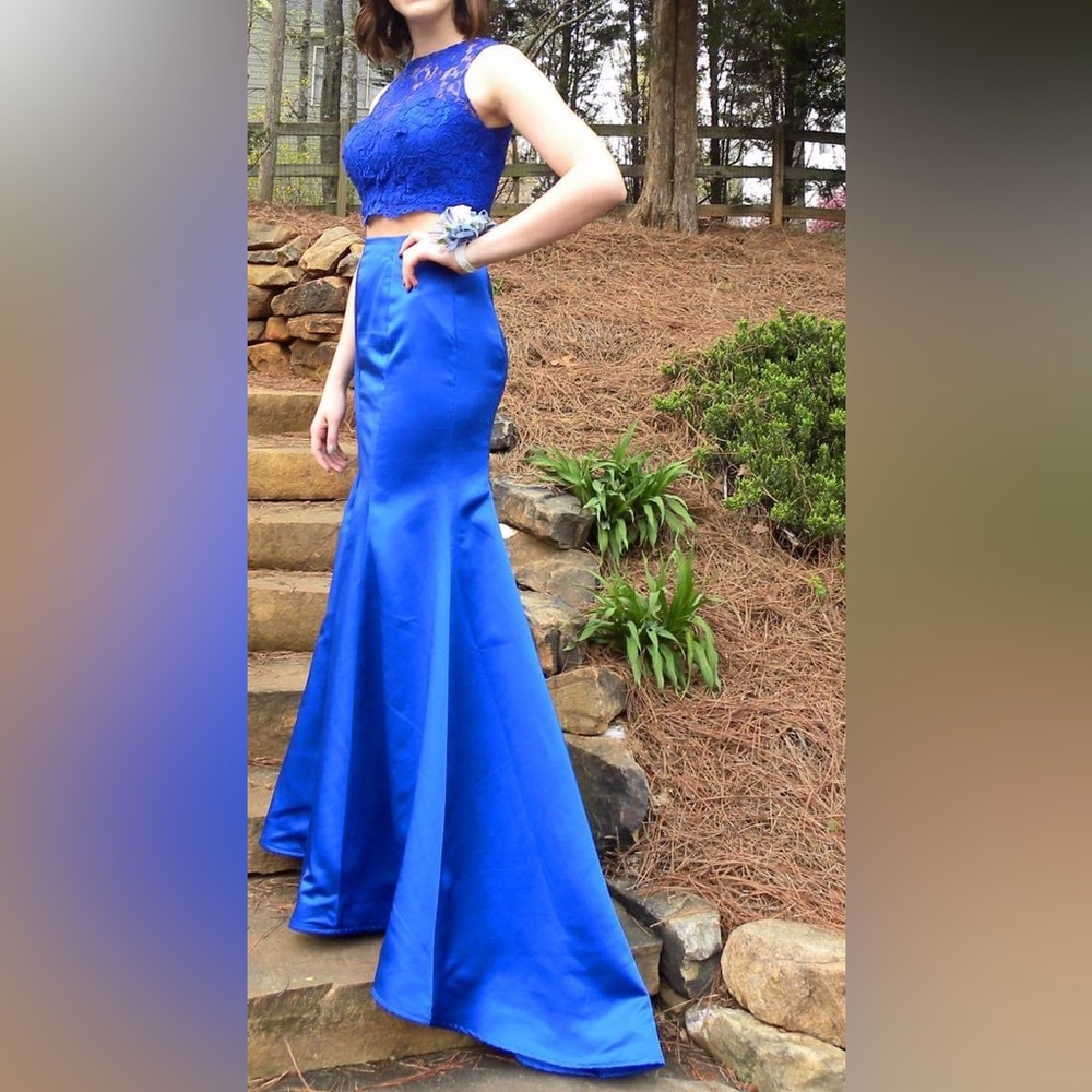 Royal Blue Sparkle Two-Piece Mermaid Lace Prom Dress